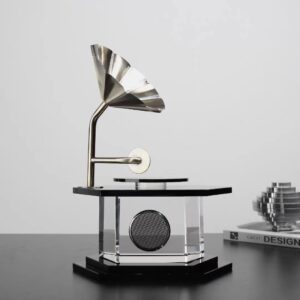 Mô hình loa đĩa than lớn