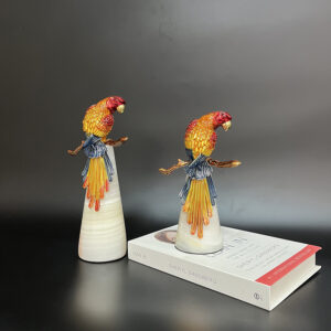 Cặp tượng chim vẹt