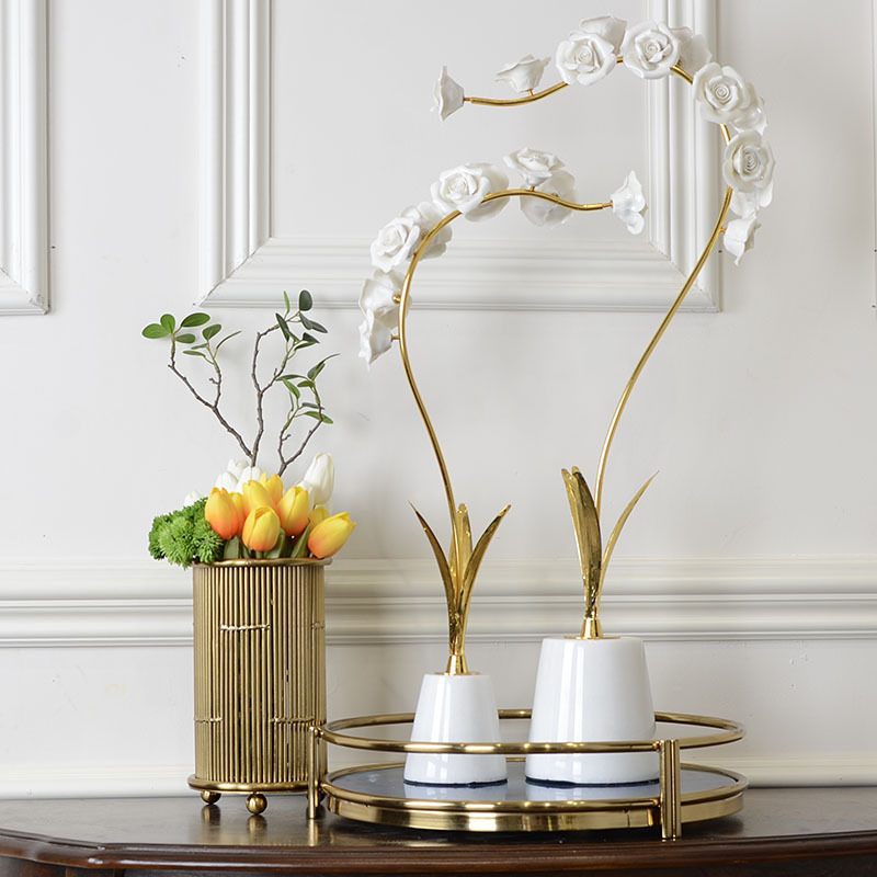 Cặp cành hồng đế đá