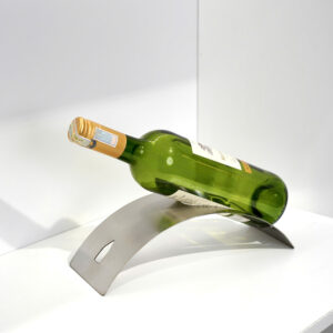 giá đỡ rượu bán nguyệt