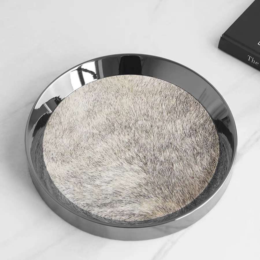 khay thép tròn lông ngựa